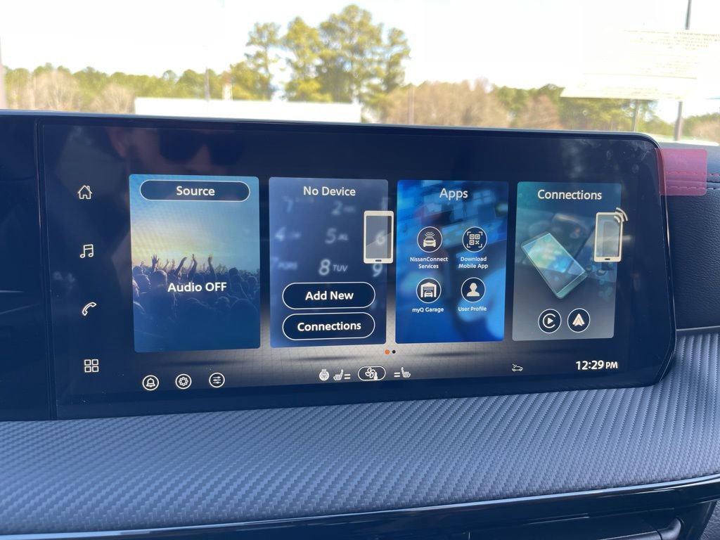 New 2026 Nissan Kicks SR w/ SR Premium Package FWD image 8