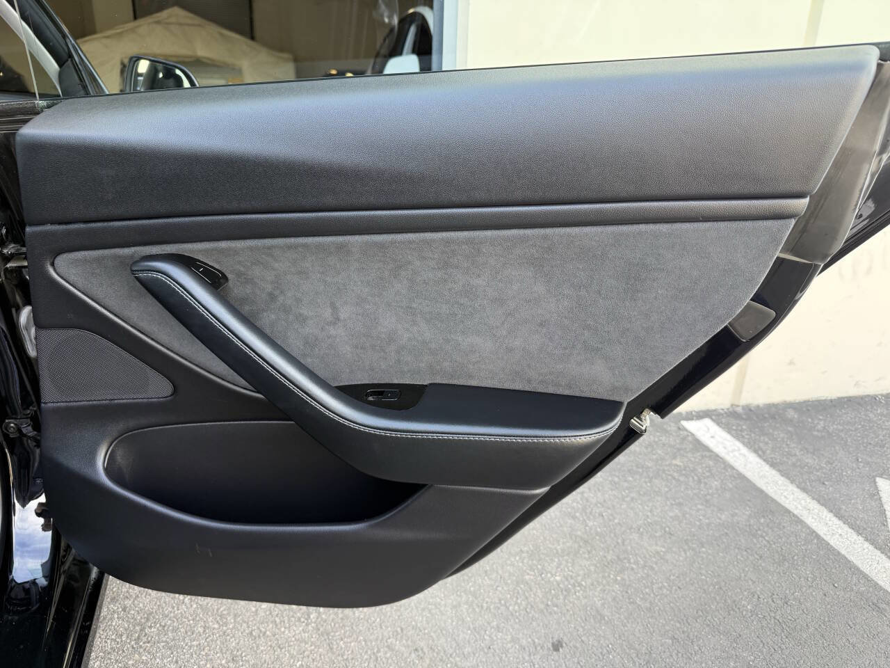 Used 2018 Tesla Model 3 Performance image 22