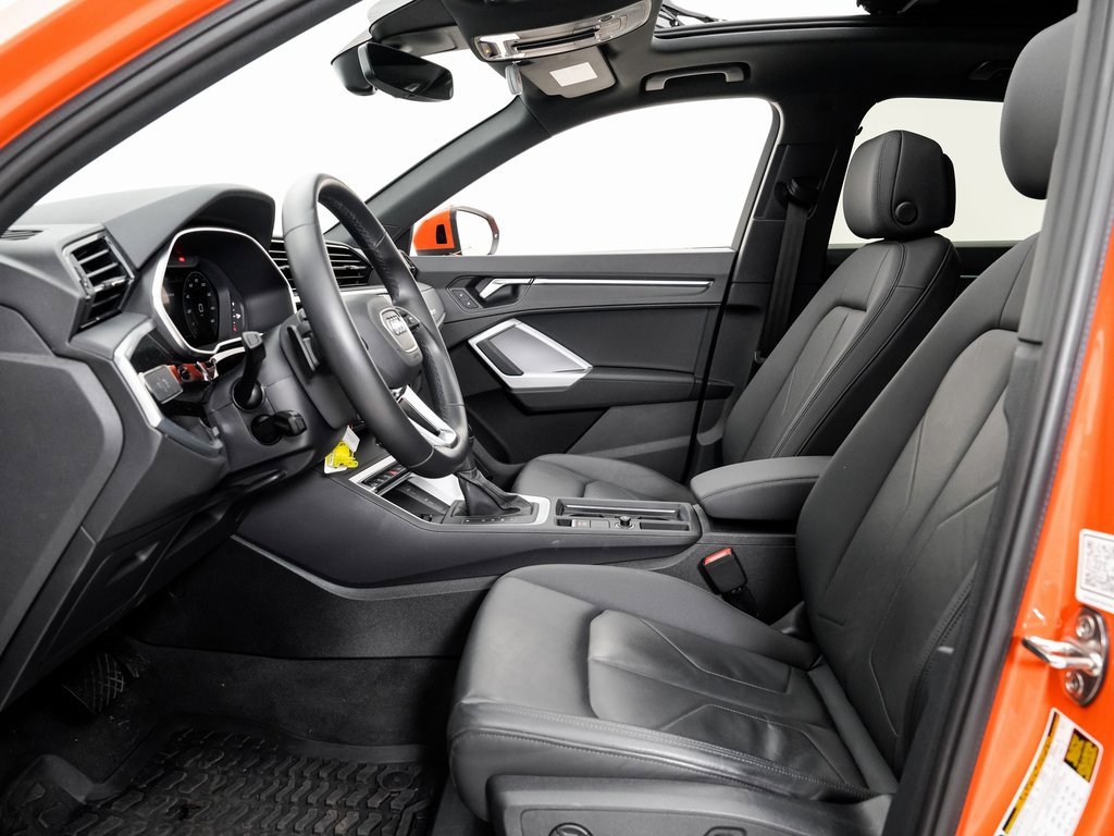 Used 2023 Audi Q3 2.0T Premium Plus w/ Premium Plus Package image 6