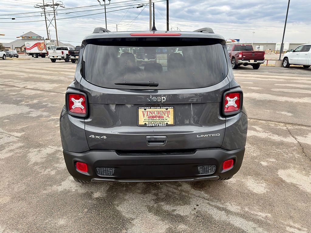 Used 2022 Jeep Renegade Limited AWD/4WD image 4