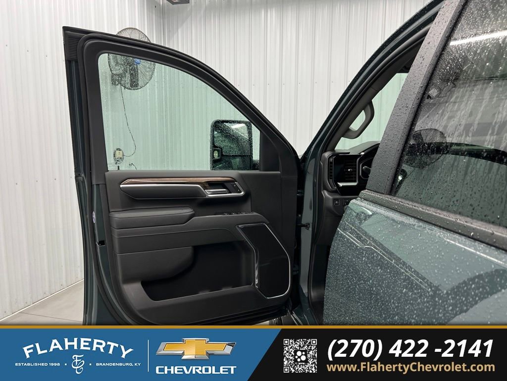 New 2026 Chevrolet Silverado 2500 LT w/ Trail Boss Package AWD/4WD image 8