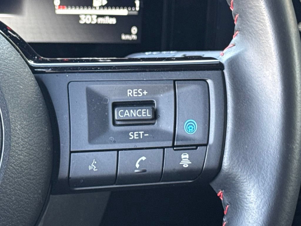 Certified 2025 Nissan Kicks SR FWD image 16