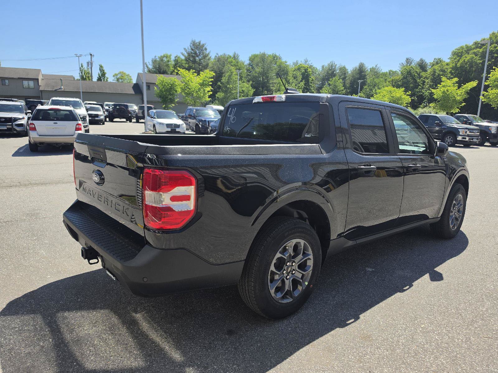 New 2026 Ford Maverick XLT w/ Equipment Group 301A AWD/4WD image 3