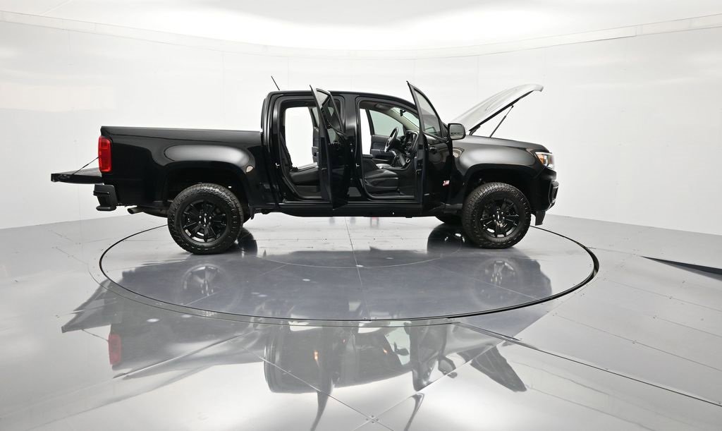 Certified 2021 Chevrolet Colorado Z71 w/ Z71 Midnight Edition image 48