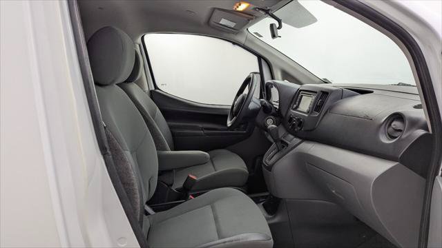 Used 2015 Nissan NV200 SV w/ Technology Package FWD image 18
