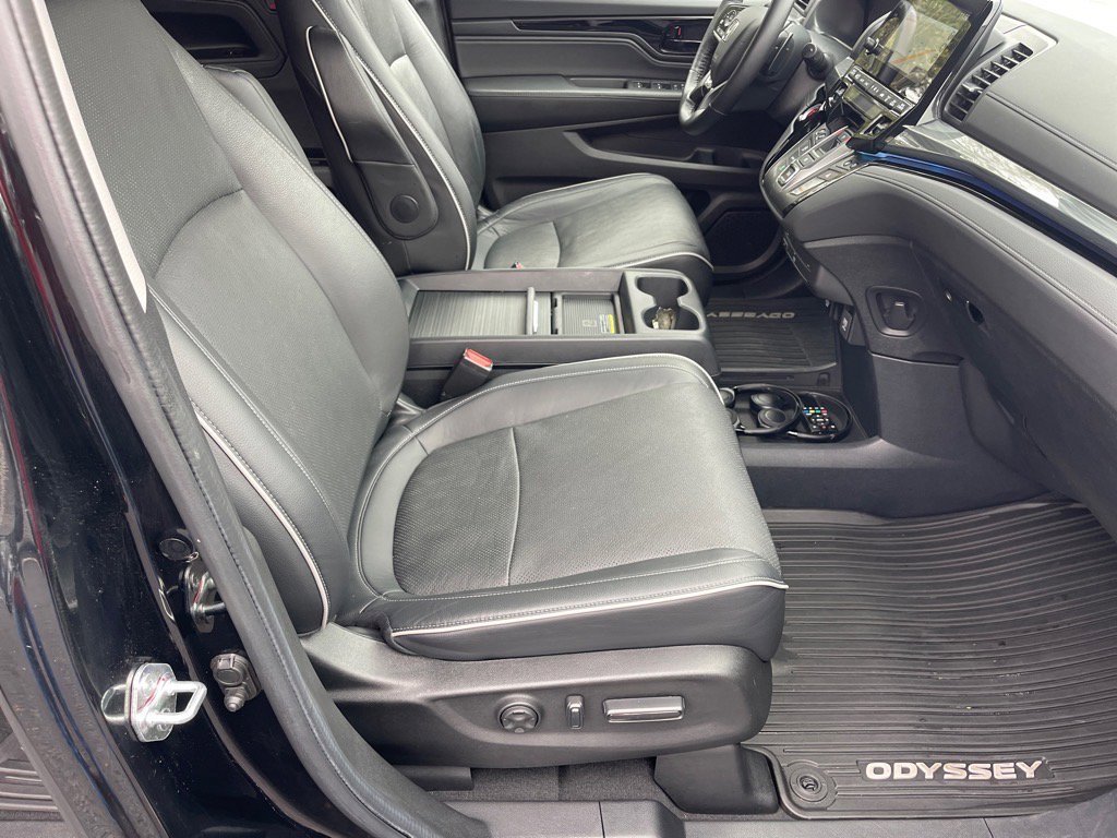 Used 2024 Honda Odyssey Elite image 19
