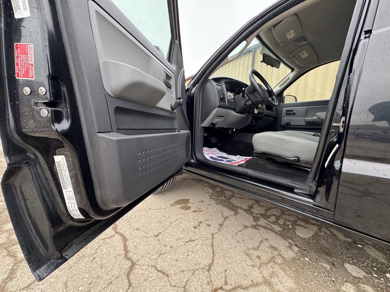 Used 2009 Dodge Dakota ST image 15