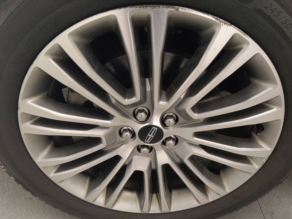 Used 2017 Lincoln MKX Reserve w/ Lincoln MKX Climate Package image 31