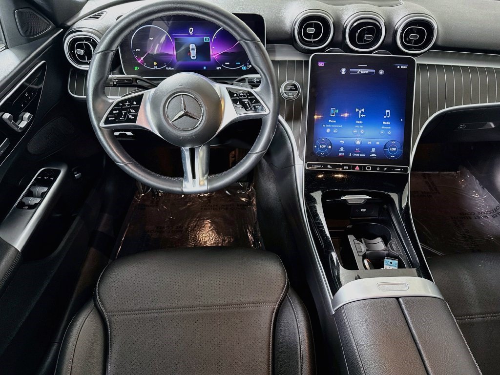 Used 2023 Mercedes-Benz C 300 Sedan image 16