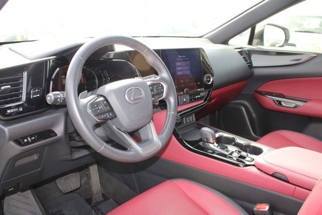 Certified 2024 Lexus NX 250 FWD image 12
