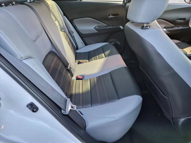 Used 2023 Nissan Kicks SR w/ SR Premium Package FWD image 17