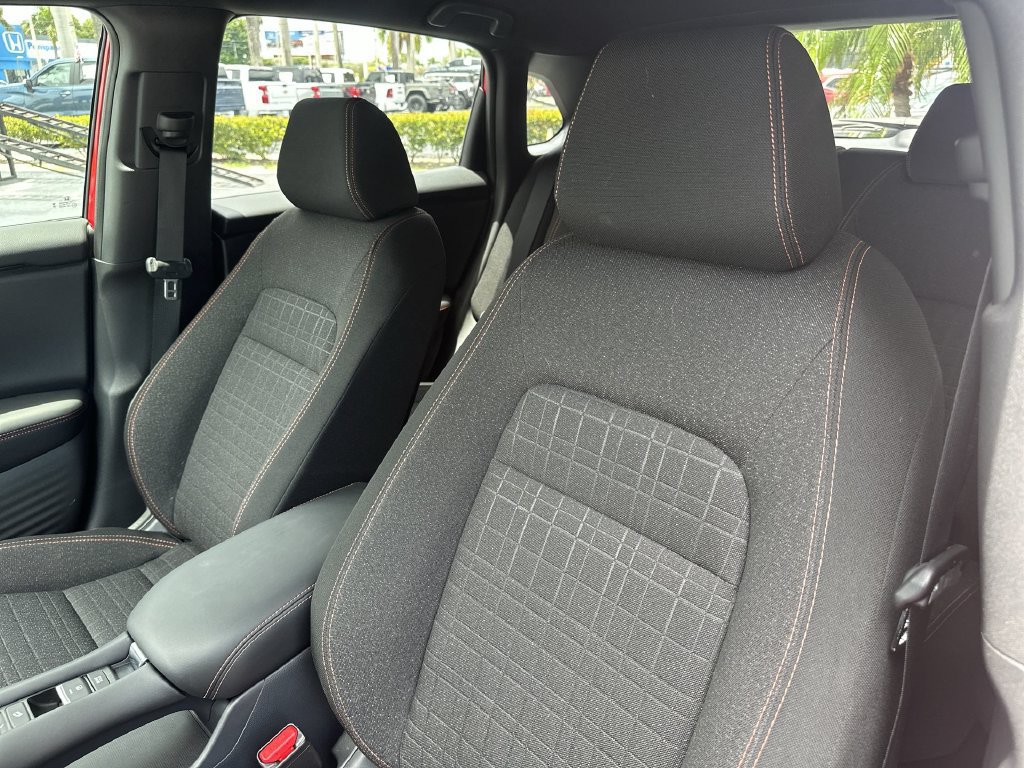 Certified 2025 Honda HR-V Sport image 19