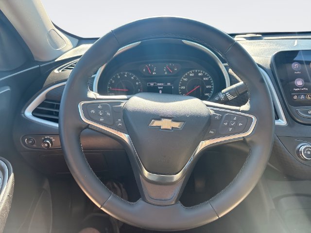 Used 2023 Chevrolet Malibu RS FWD image 14
