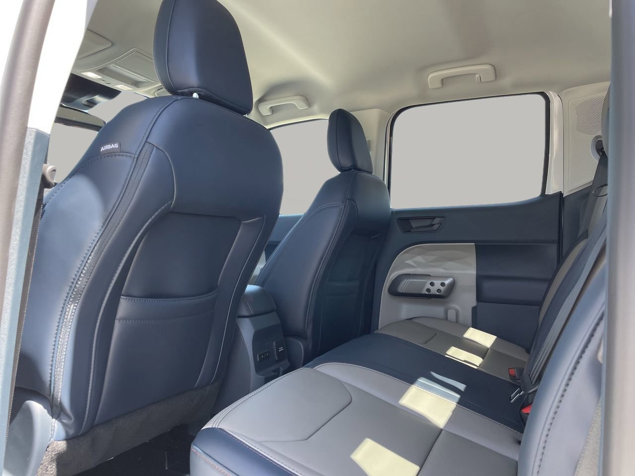 New 2026 Ford Maverick Lariat image 17