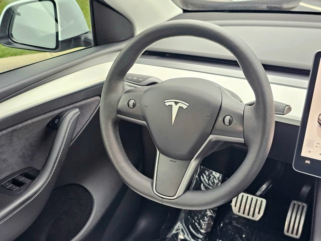 Used 2022 Tesla Model Y Performance AWD/4WD image 30