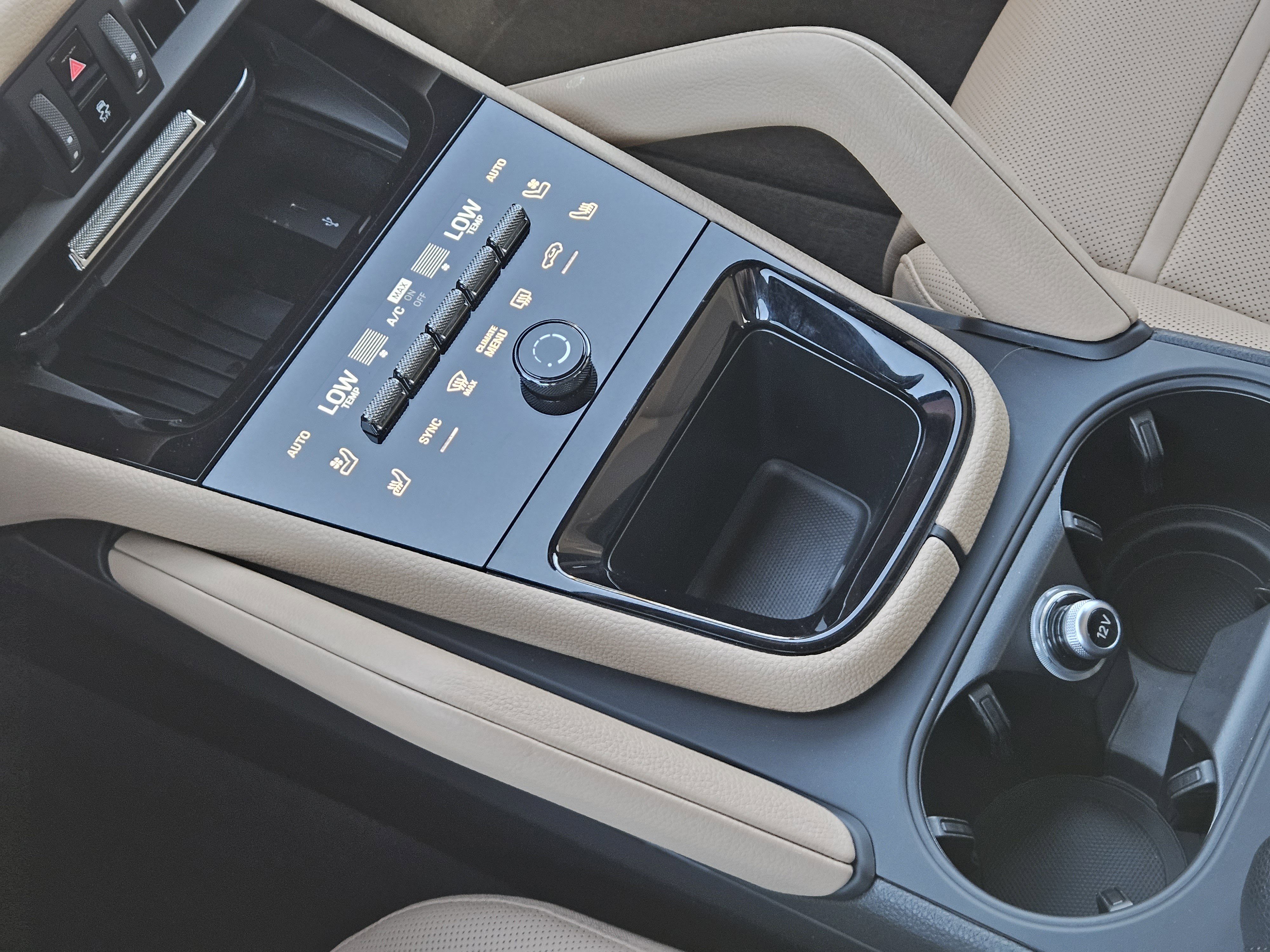 Certified 2025 Porsche Cayenne Coupe image 20