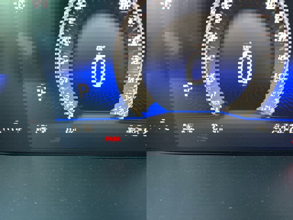 New 2026 Volkswagen Taos SE image 21