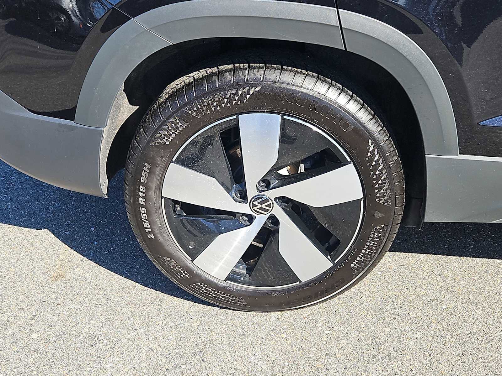 Used 2025 Volkswagen Taos S AWD/4WD image 9