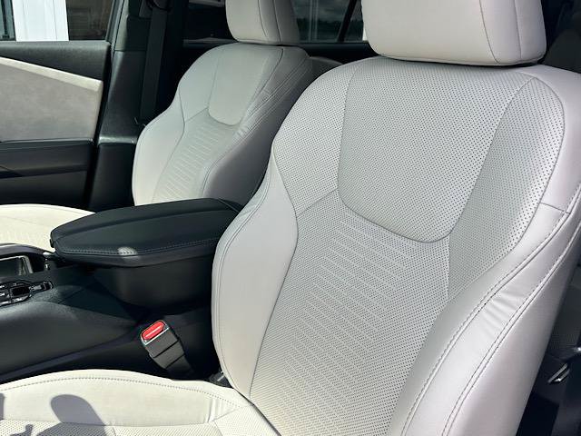 Used 2024 Lexus TX 350 AWD w/ Captains Chair Package image 17
