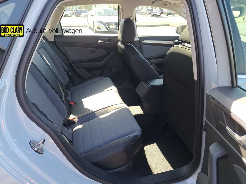 New 2026 Volkswagen Jetta SE FWD image 28