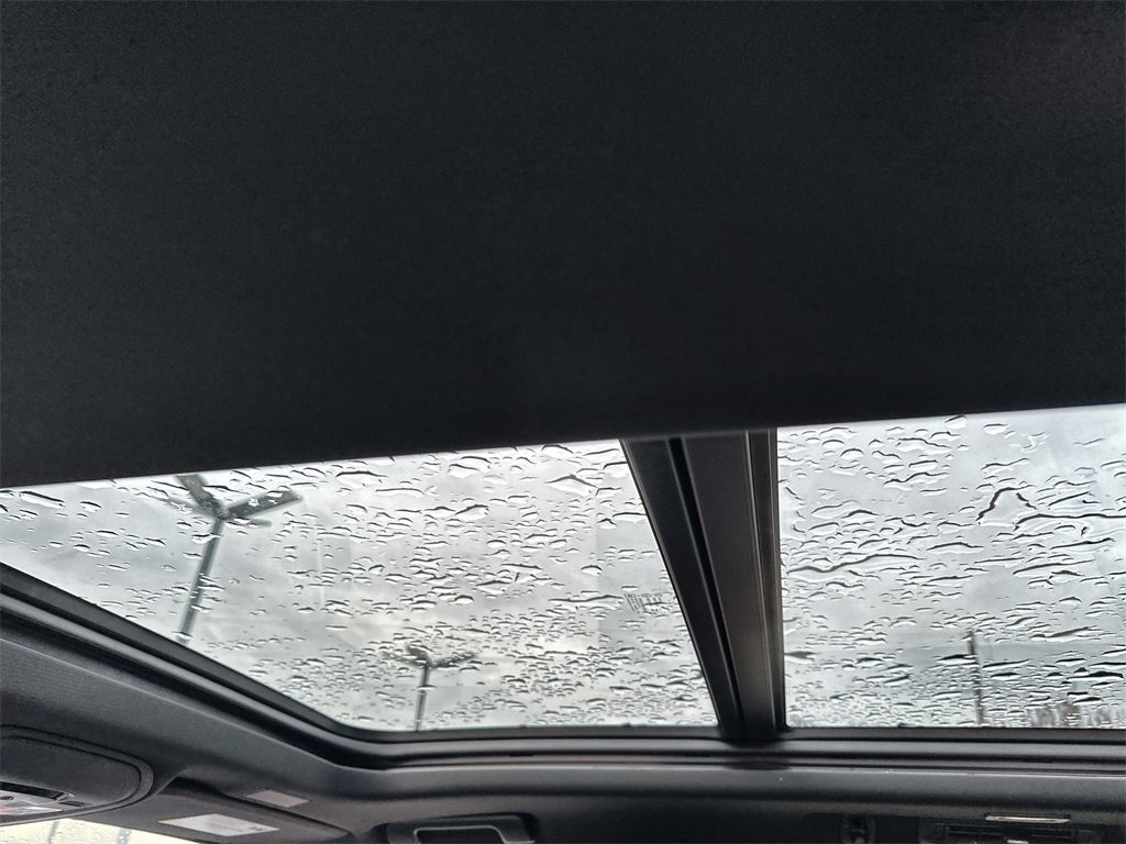 New 2026 GMC Yukon Denali w/ Sun & Power Step Package image 19