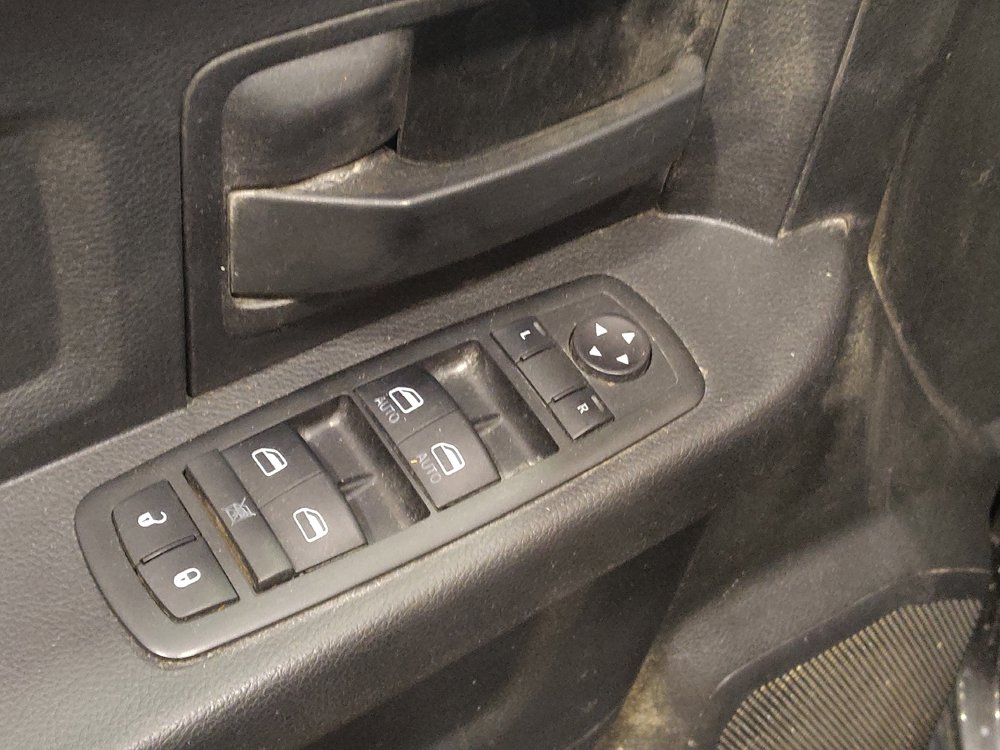 Used 2015 RAM 1500 Express AWD/4WD image 27