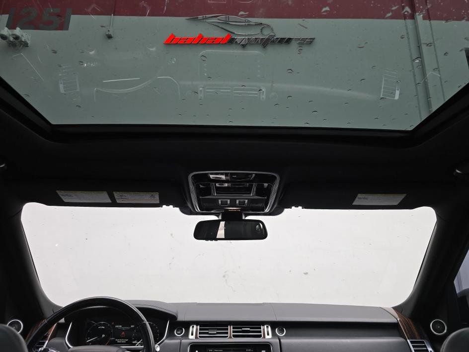 Used 2016 Land Rover Range Rover HSE image 20