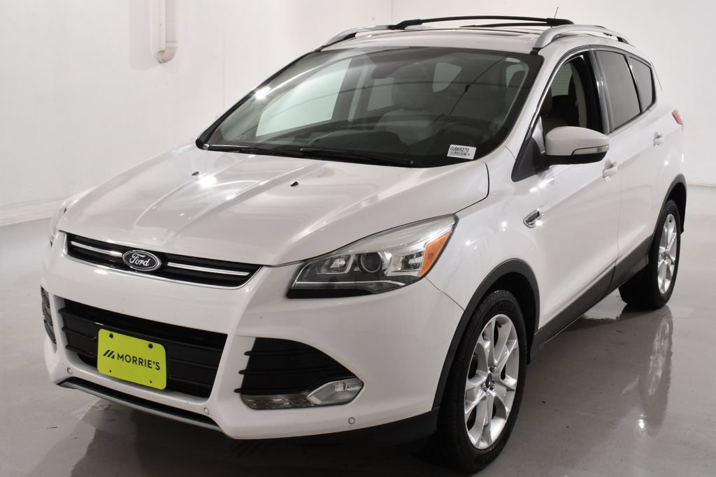 Used 2016 Ford Escape Titanium w/ Equipment Group 301A AWD/4WD image 2