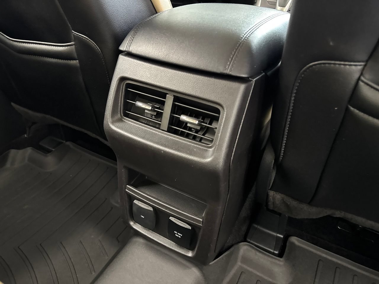 Used 2015 Ford Edge SEL w/ Equipment Group 201A AWD/4WD image 47