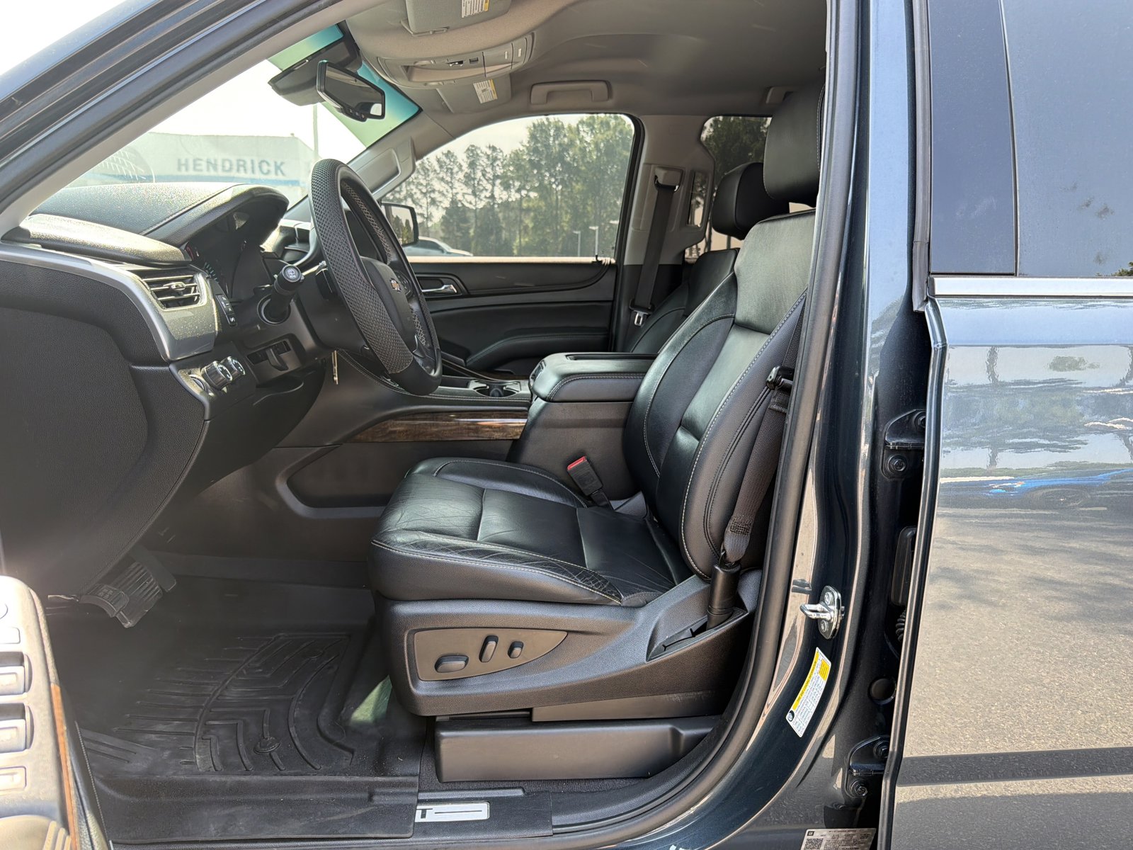 Used 2020 Chevrolet Tahoe LT AWD/4WD image 14