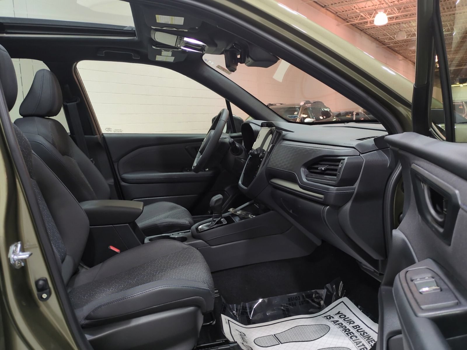 Certified 2025 Subaru Forester Premium AWD/4WD image 8