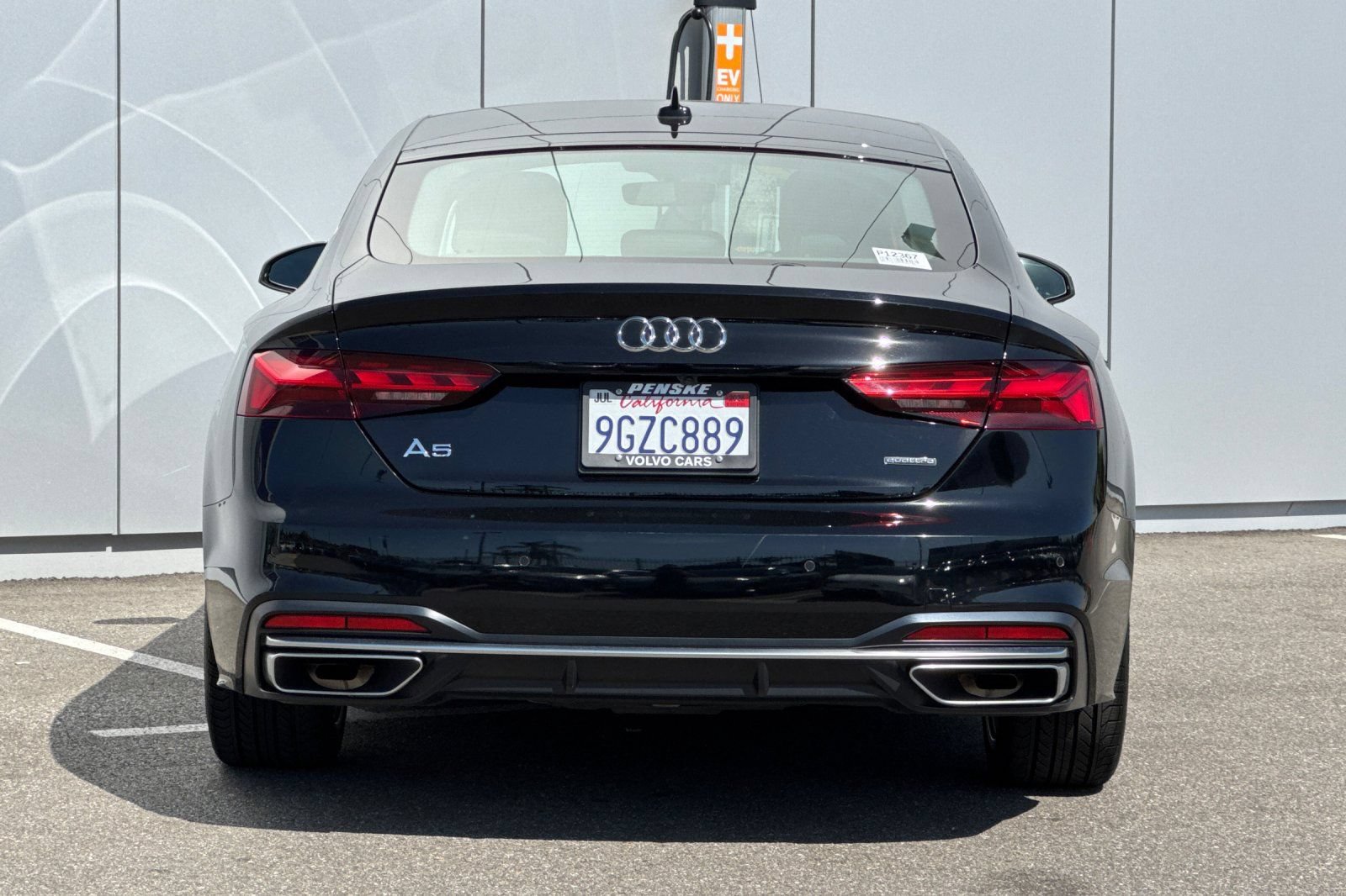 Used 2023 Audi A5 2.0T Premium Plus w/ Premium Plus AWD/4WD image 4