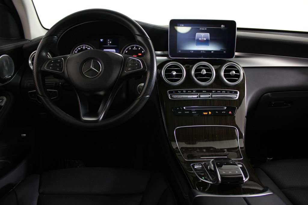 Used 2016 Mercedes-Benz GLC 300 4MATIC image 46