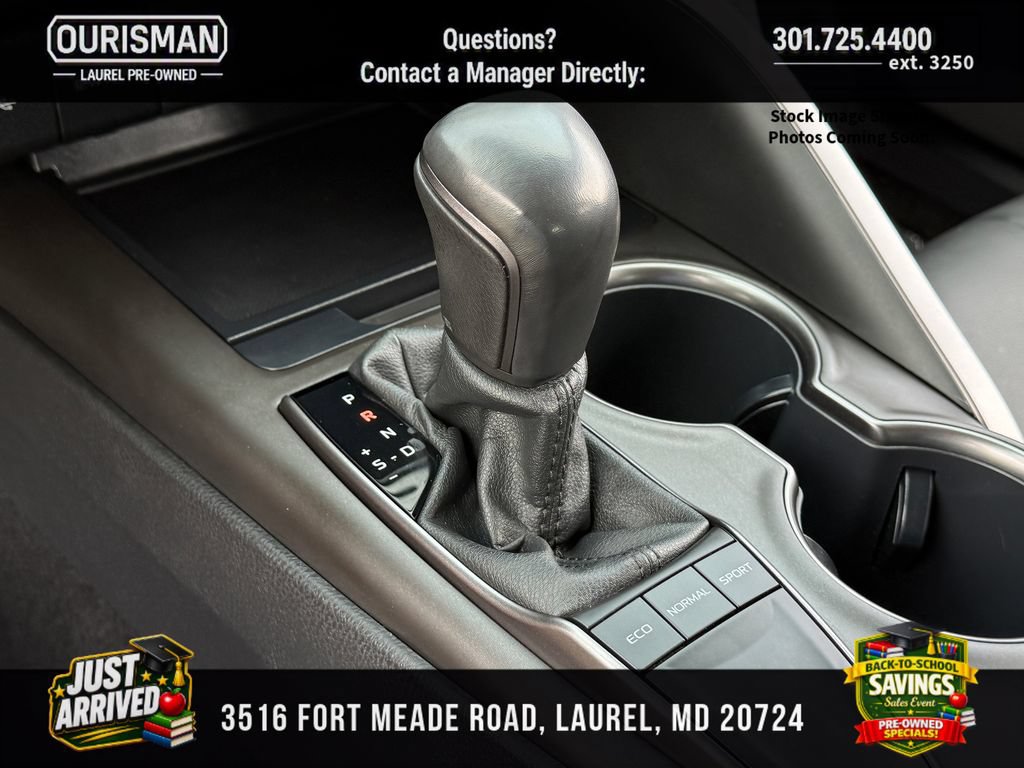Used 2022 Toyota Camry SE FWD image 28