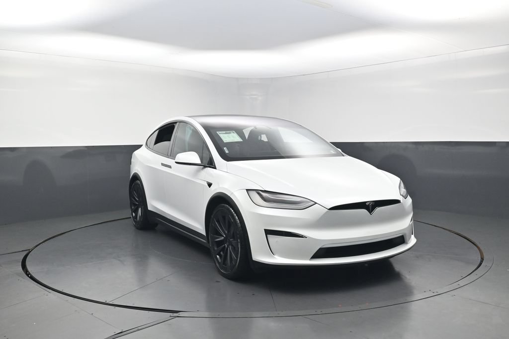 Used 2023 Tesla Model X AWD/4WD image 3