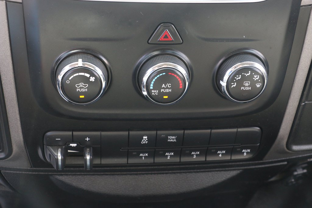 Used 2018 RAM 3500 Tradesman w/ Power & Remote Entry Group AWD/4WD image 16