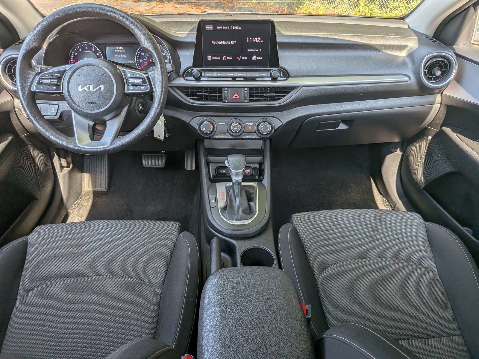 Used 2024 Kia Forte LXS FWD image 13