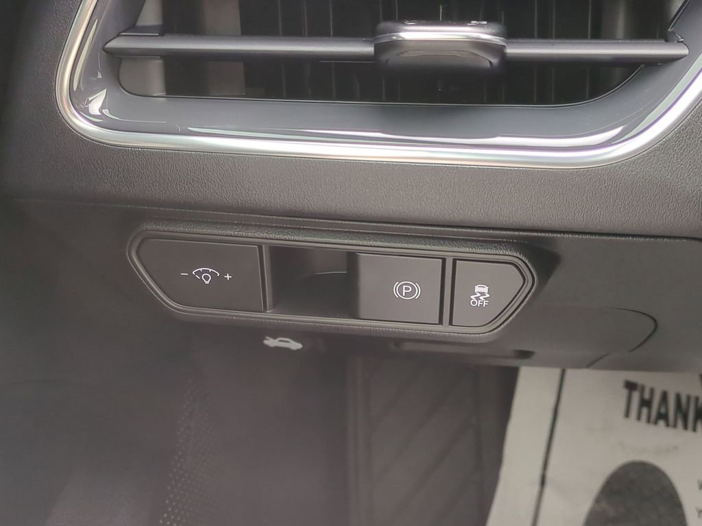 Used 2025 Kia K4 GT-Line w/ GT-Line Premium Package image 23