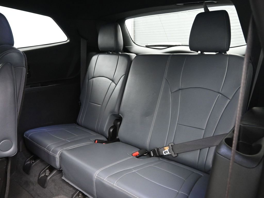 Used 2022 Buick Enclave Essence w/ Experience Buick Package image 31