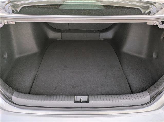 Certified 2025 Honda Accord SE image 6