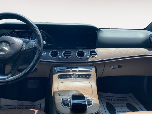 Used 2018 Mercedes-Benz E 300 image 11
