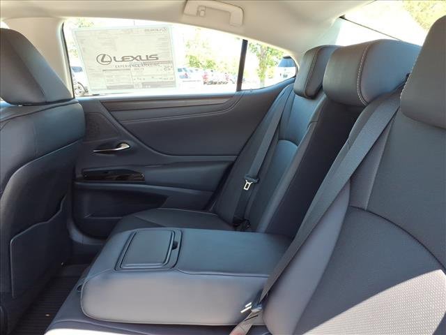 New 2025 Lexus ES 350 w/ Premium Package image 13