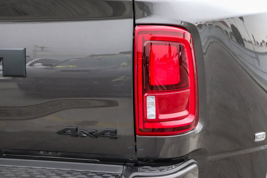 New 2026 RAM 3500 Big Horn AWD/4WD image 10