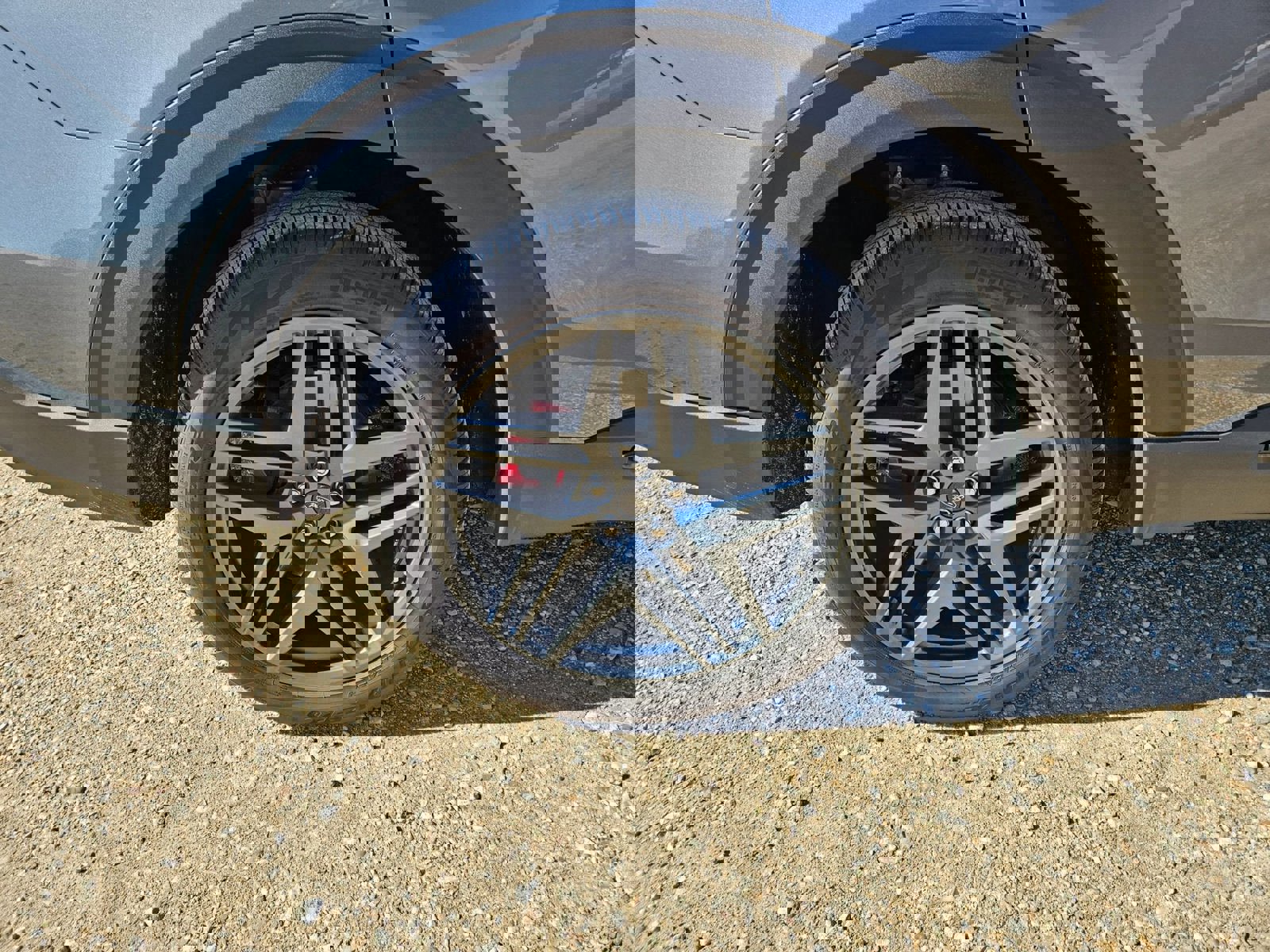 Used 2025 Ford Explorer ST w/ Sun And Sound Package image 32