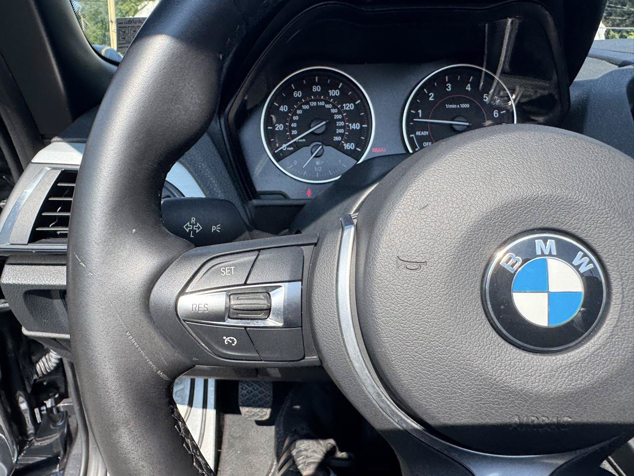 Used 2015 BMW M235i Convertible RWD image 28