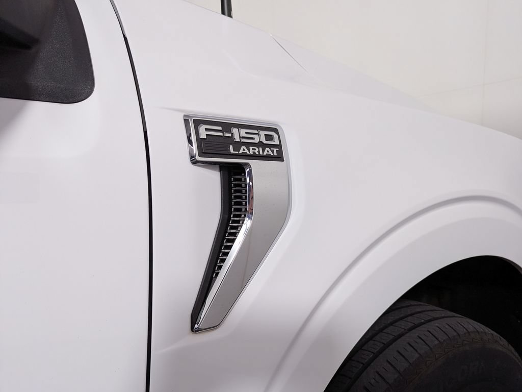 Used 2021 Ford F150 Lariat w/ Trailer Tow Package AWD/4WD image 12