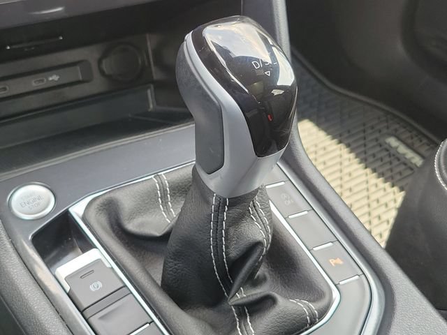 Used 2024 Volkswagen Tiguan SE R-Line AWD/4WD image 36