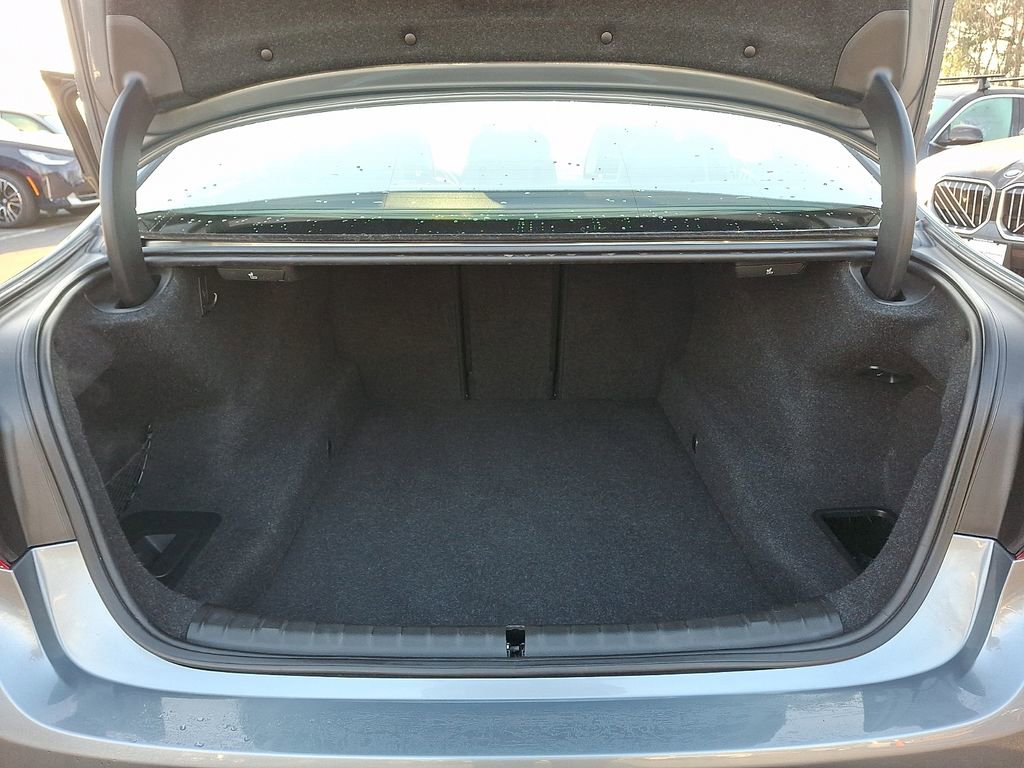 Used 2019 BMW 530i xDrive image 26