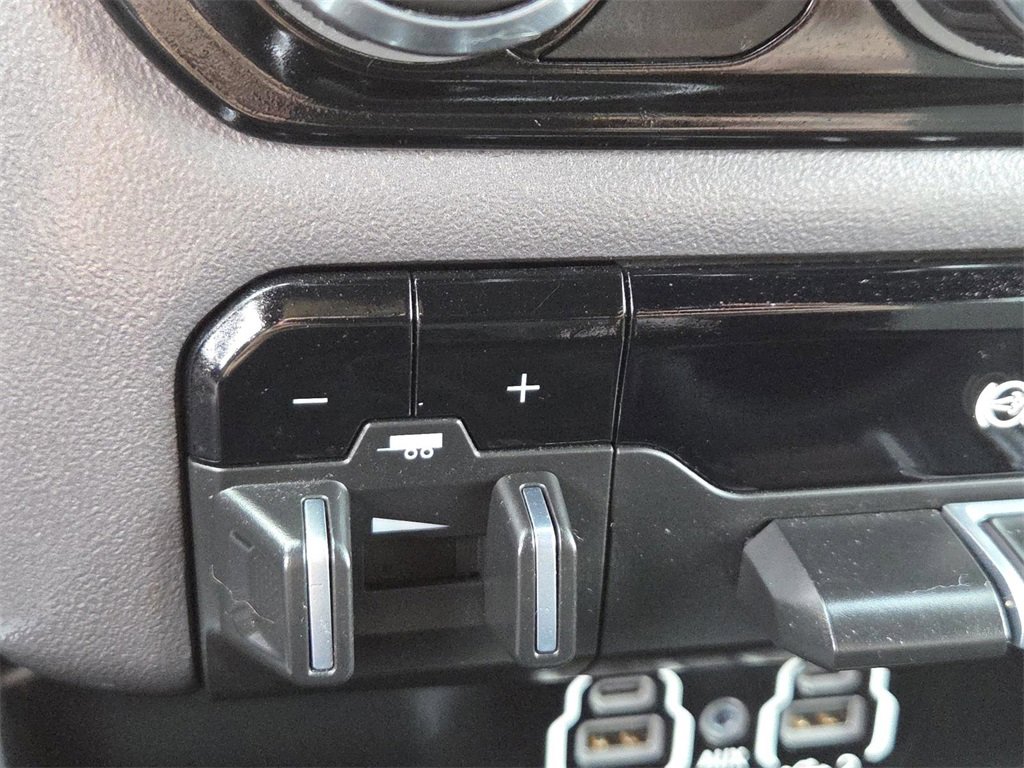 Used 2022 RAM 2500 Big Horn w/ Level C Equiment Group image 5