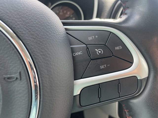 Used 2018 Jeep Compass Limited w/ Navigation Group image 21